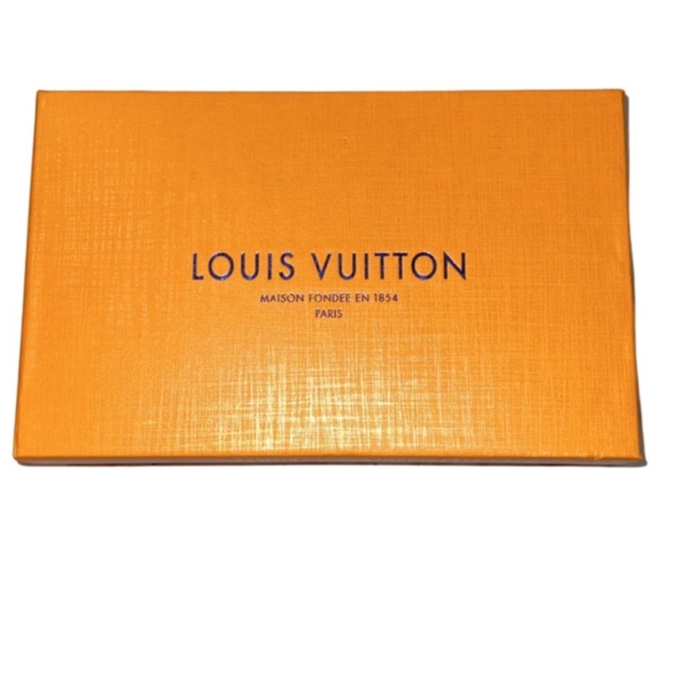 LV Box Free with purchase